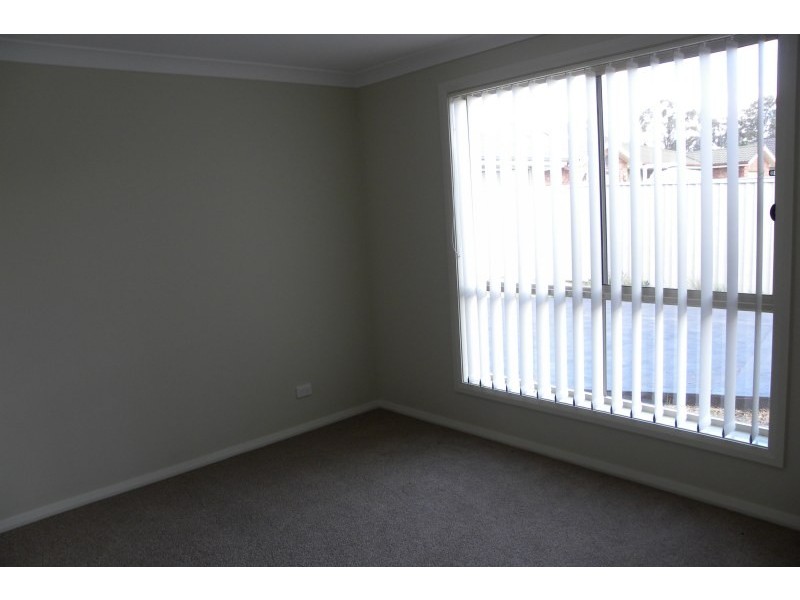 B/24 Binalong Street, Young NSW 2594