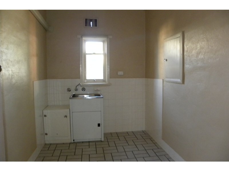 117 Nasmyth Street, Young NSW 2594