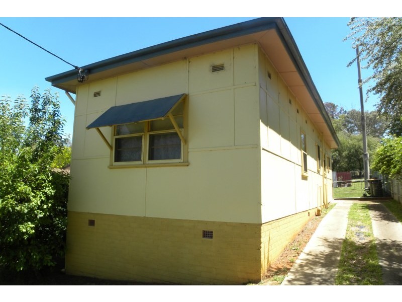 1 Nea Street, Young NSW 2594