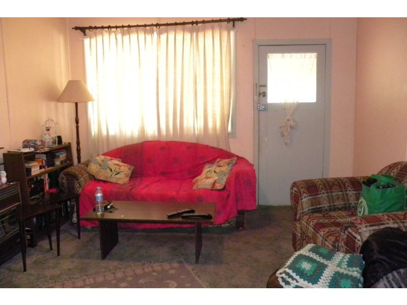 15 Lynch Street, Young NSW 2594