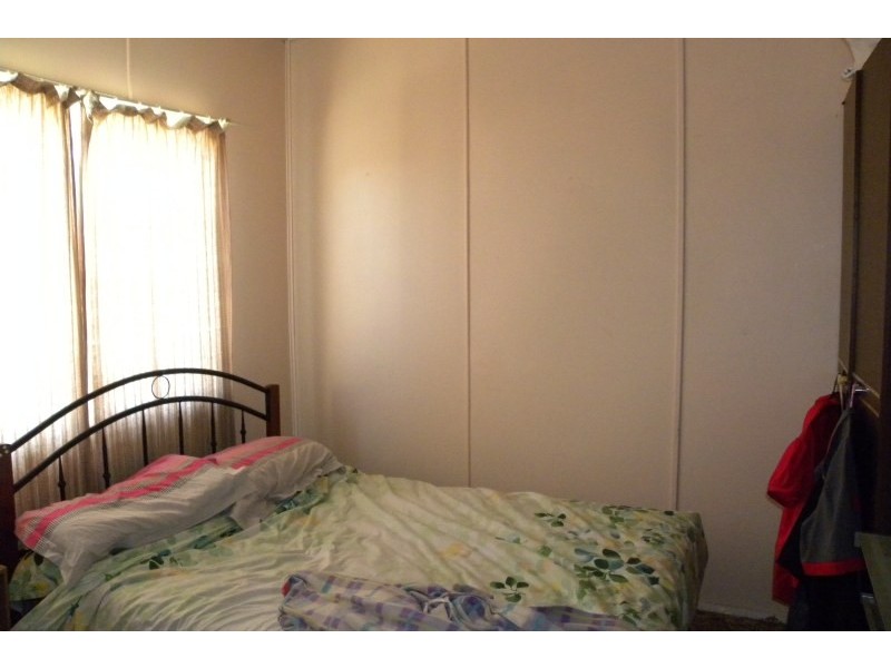 15 Lynch Street, Young NSW 2594