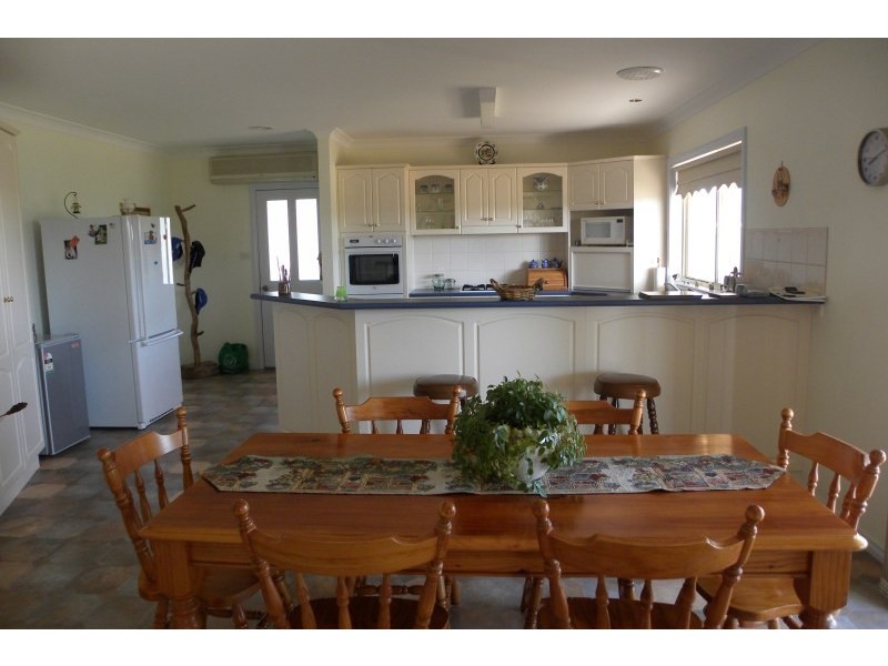 68 Wickham Lane, Young NSW 2594