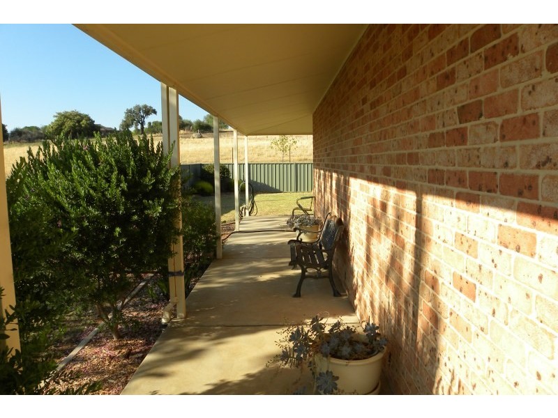 68 Wickham Lane, Young NSW 2594