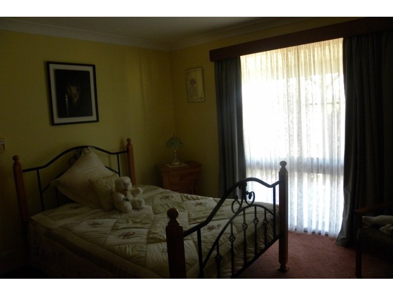 209 Nasmyth Street, Young NSW 2594