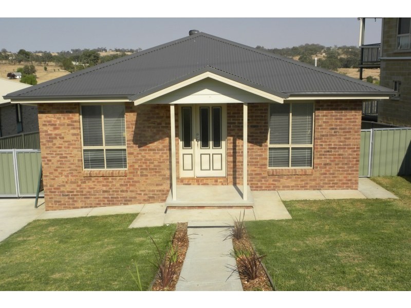 55A Templemore Street, Young NSW 2594