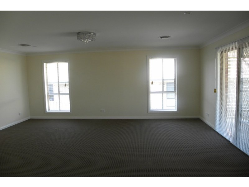 55A Templemore Street, Young NSW 2594