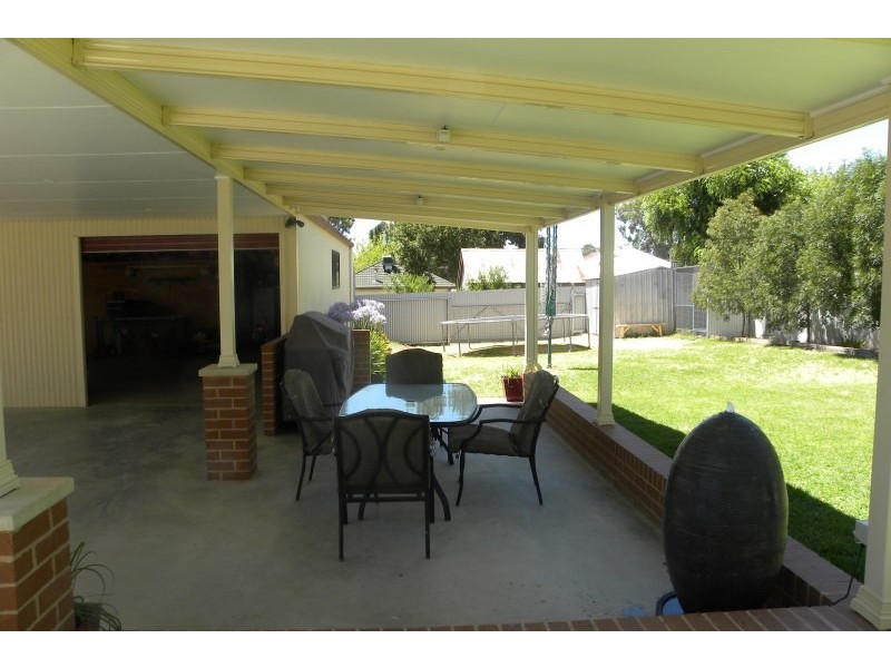 72 Wombat Street, Young NSW 2594