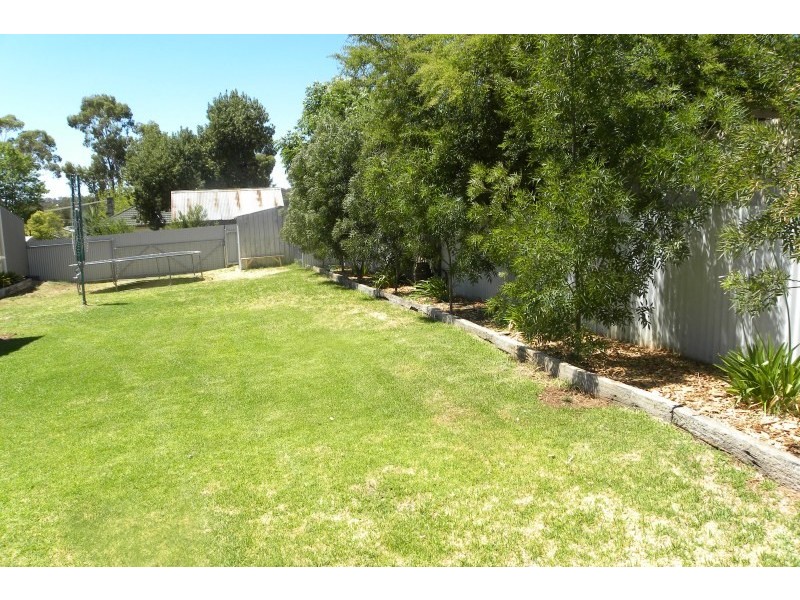 72 Wombat Street, Young NSW 2594