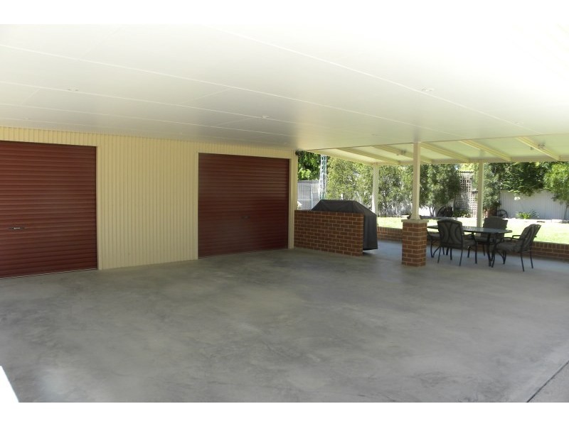 72 Wombat Street, Young NSW 2594