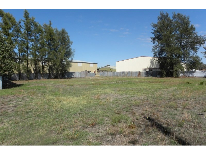 13 McKenzie Street, Young NSW 2594