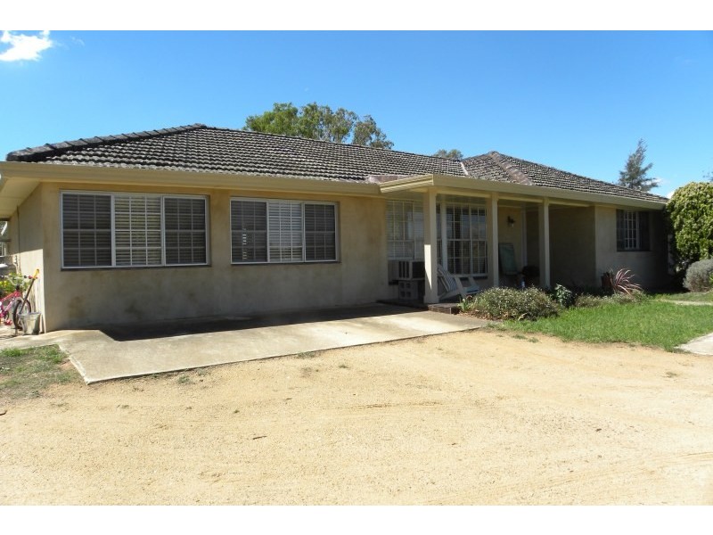 685 Olympic Highway, Young NSW 2594