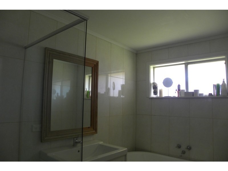 685 Olympic Highway, Young NSW 2594