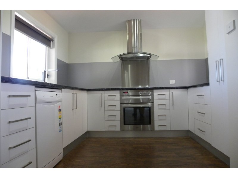 101 Wombat Street, Young NSW 2594