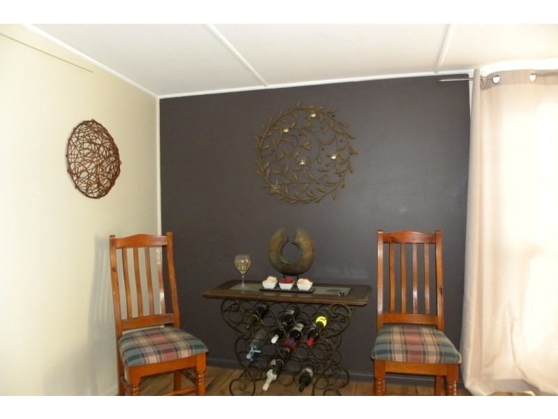 65 Brock Street, Young NSW 2594