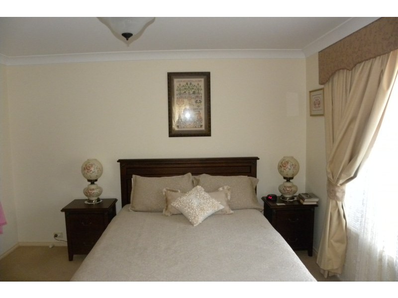 39 Petticoat Lane, Young NSW 2594