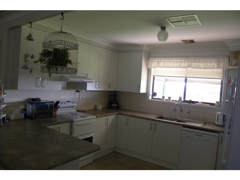 151 Willawong Street, Young NSW 2594
