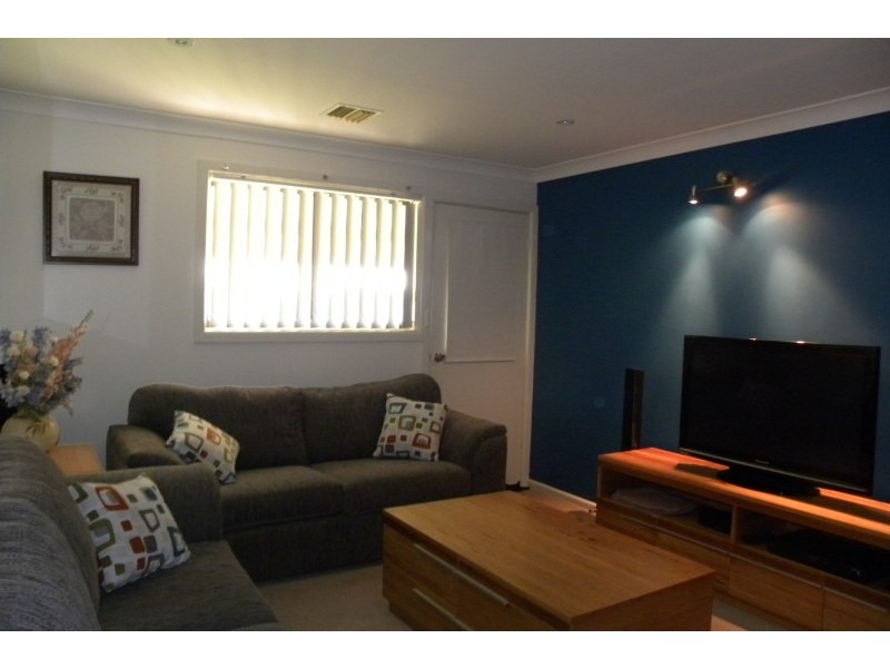 151 Willawong Street, Young NSW 2594