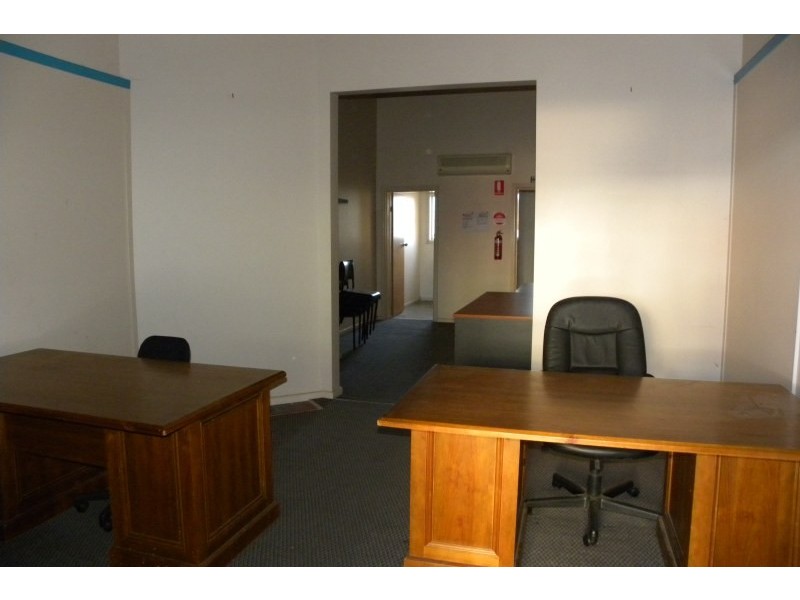 177 Boorowa Street, Young NSW 2594