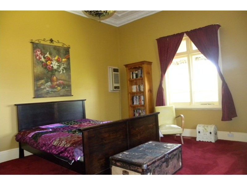 49 Wombat Street, Young NSW 2594