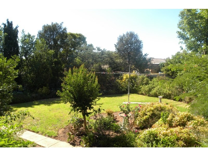 39  Fontenoy Street, Young NSW 2594