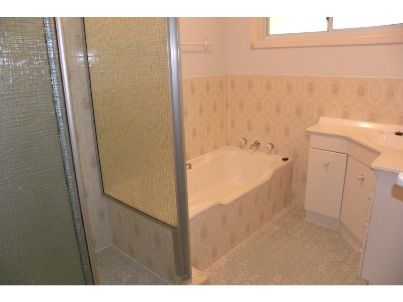 95 Thornhill Street, Young NSW 2594