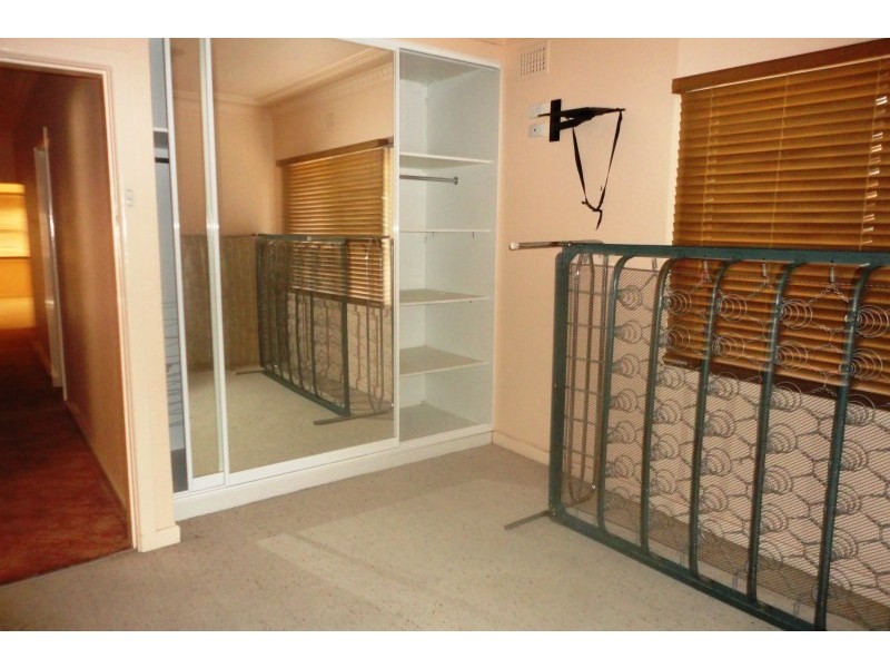 1/41 Main Street, Young NSW 2594