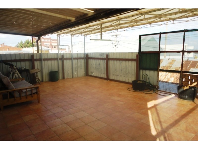 1/41 Main Street, Young NSW 2594