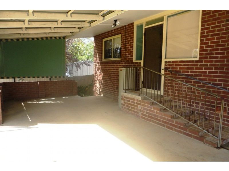 5 Florence Street, Young NSW 2594