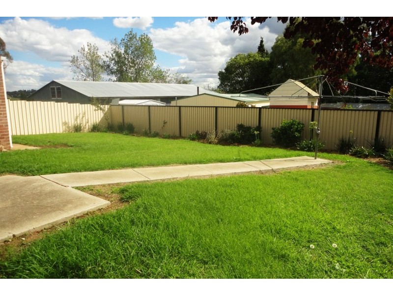 5 Florence Street, Young NSW 2594