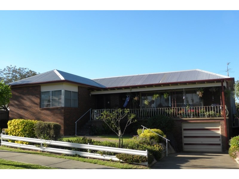 14 William Street, Young NSW 2594