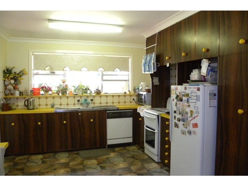 14 William Street, Young NSW 2594