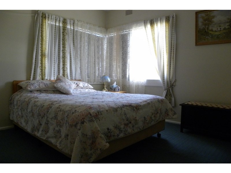 14 William Street, Young NSW 2594