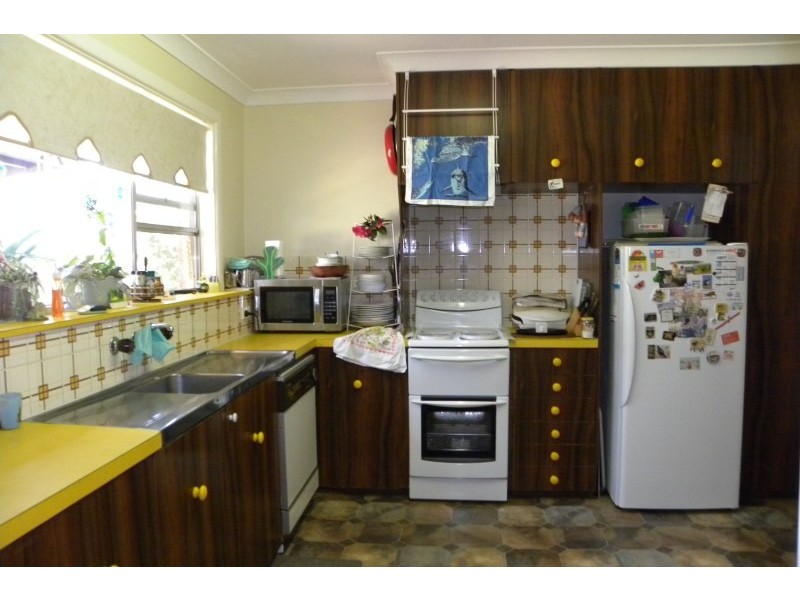 14 William Street, Young NSW 2594