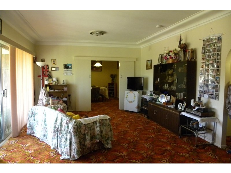 14 William Street, Young NSW 2594