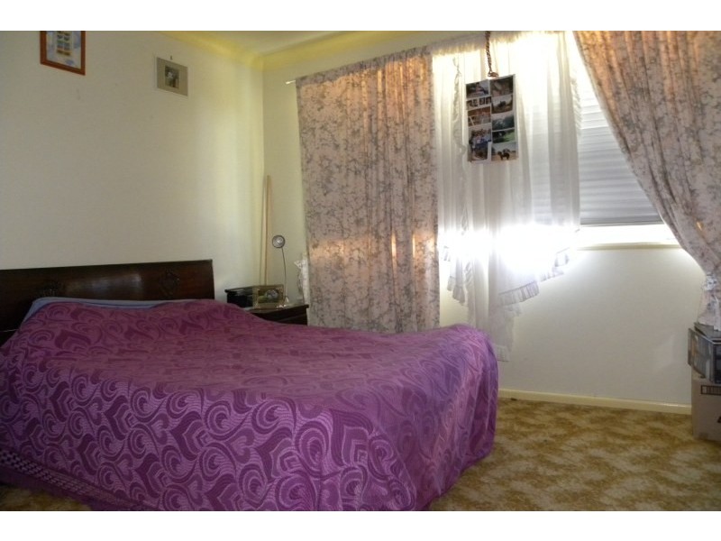 14 William Street, Young NSW 2594