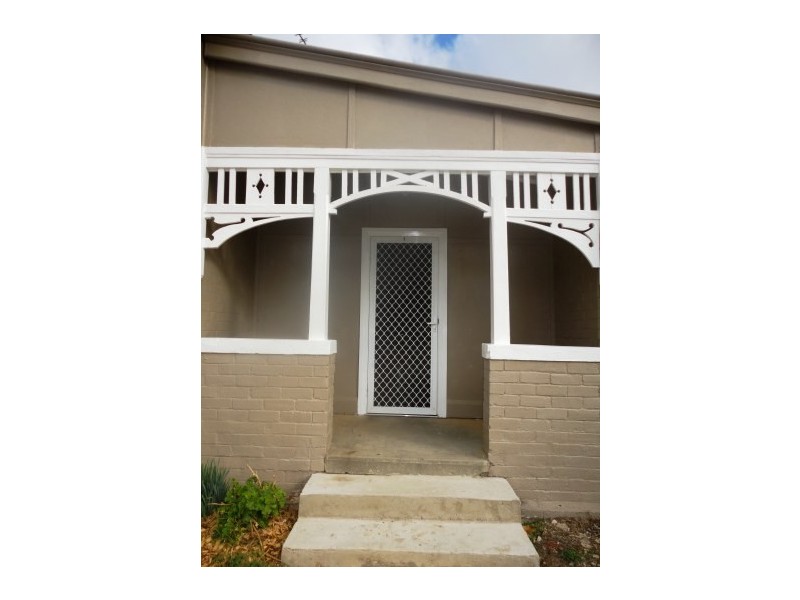 1/2 Spring Street, Young NSW 2594