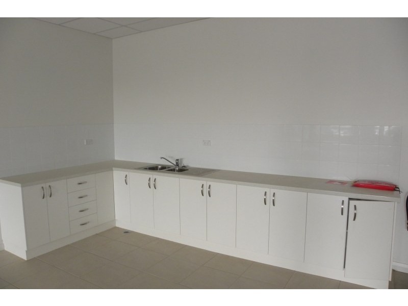 37 Rogan Lane, Young NSW 2594