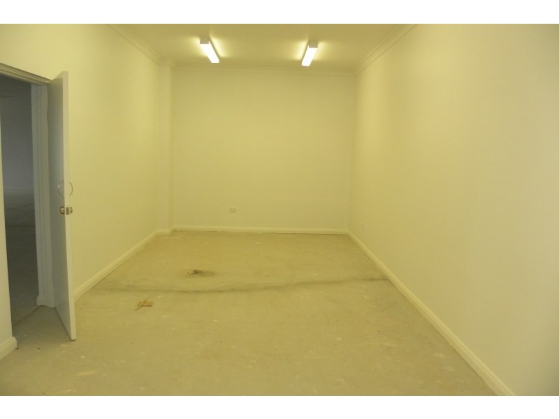 37 Rogan Lane, Young NSW 2594