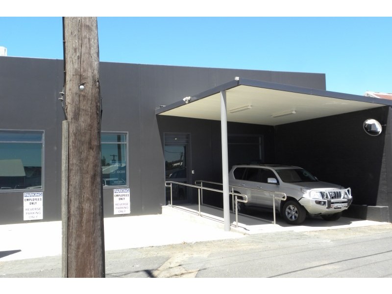 37 Rogan Lane, Young NSW 2594