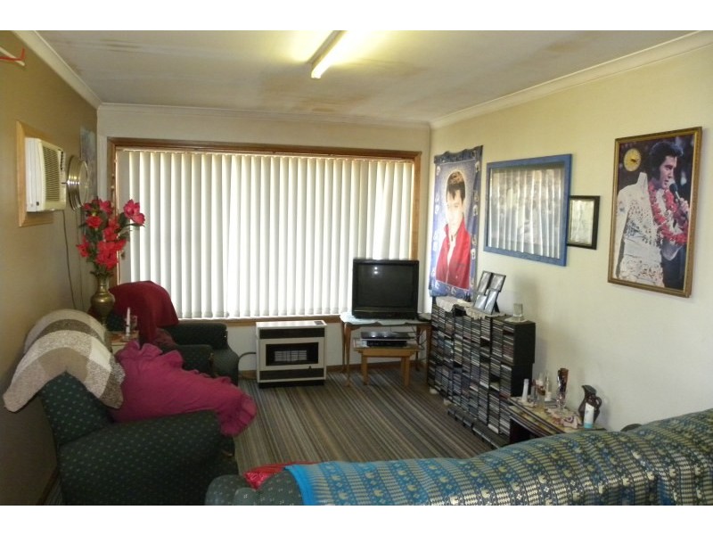 151 Nasmyth Street, Young NSW 2594