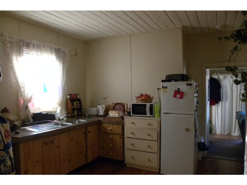 151 Nasmyth Street, Young NSW 2594