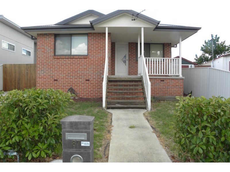 87 William Street, Young NSW 2594