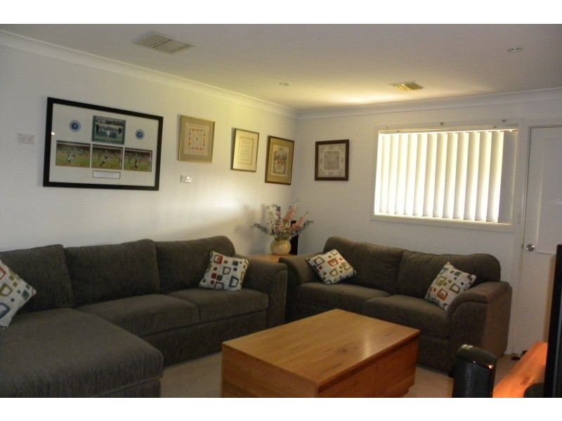 151 Willawong Street, Young NSW 2594