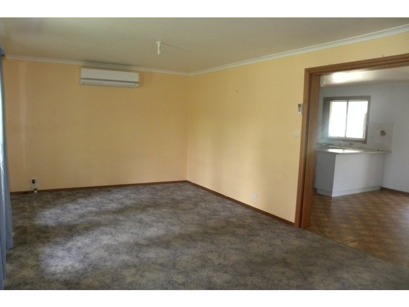 216 Telegraph Road, Young NSW 2594