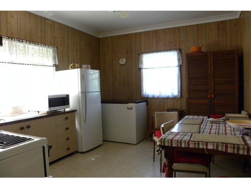 4 Musgrave Street, Young NSW 2594