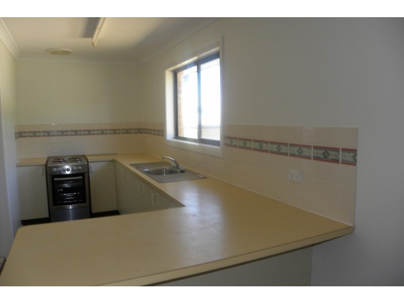 122 Nasmyth Street, Young NSW 2594