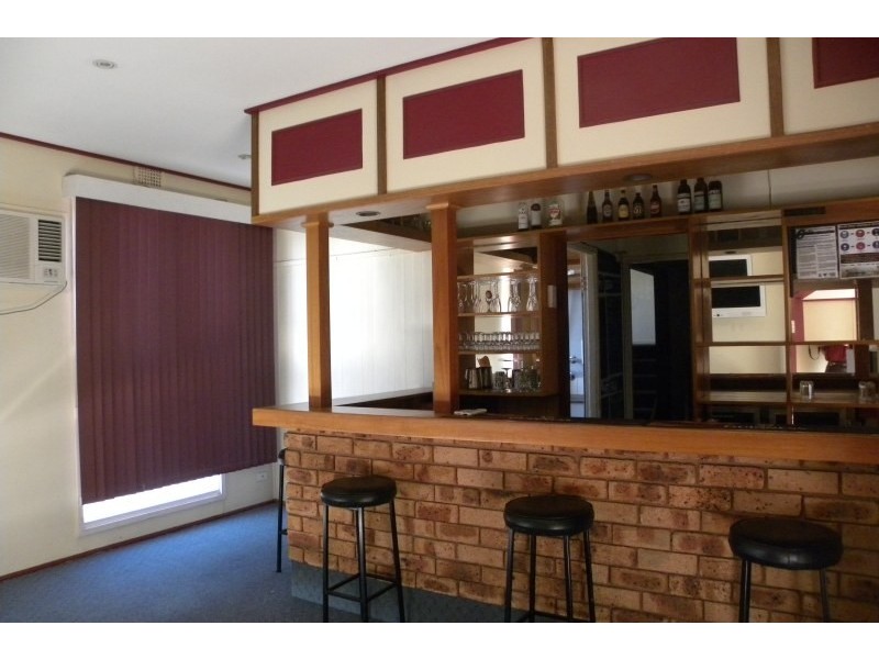 23 Zouch Street, Young NSW 2594