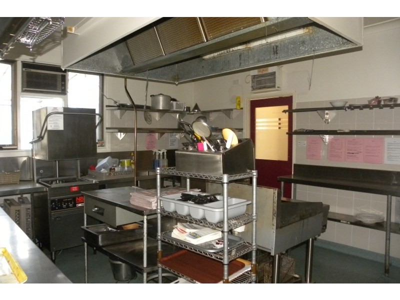 23 Zouch Street, Young NSW 2594