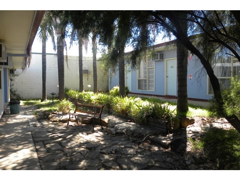 23 Zouch Street, Young NSW 2594