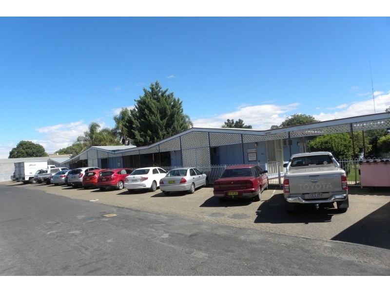 23 Zouch Street, Young NSW 2594